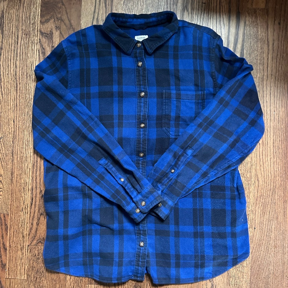 LL Bean - Size L blue and black heavy flannel button down